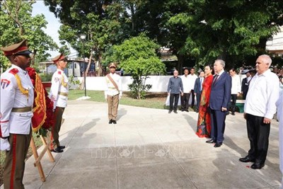 View - 	Tổng Bí thư, Chủ tịch nước Tô Lâm đặt vòng hoa tại La Habana